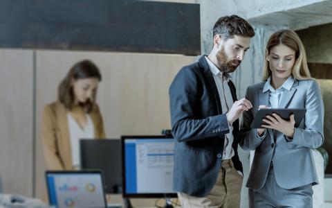 Ein papierloses Büro hilft Unternehmen, Kosten zu senken und den Planeten zu retten